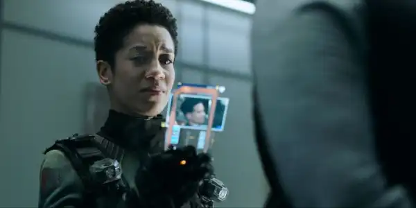 The Expanse: How Naomi Moves On From Confronting Her Son