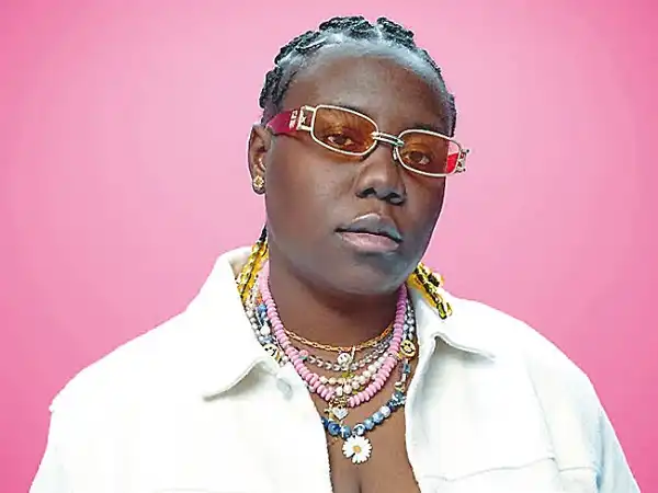 Singer Teni Denies Undergoing Weight Loss Surgery