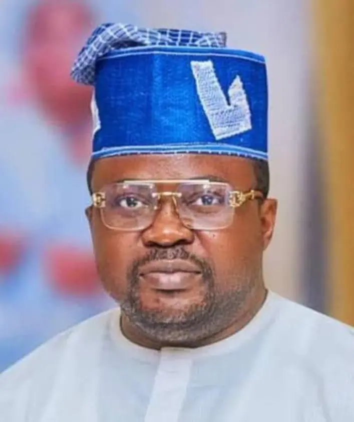 Oyo accident: PDP chieftain, Oguntoyinbo urges Makinde to ban street trading ​