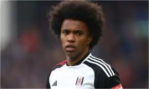 Transfer: Three English clubs in race to sign Willian