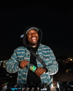 Mr JazziQ – Mbeshe 2.0 ft. Mellow & Sleazy