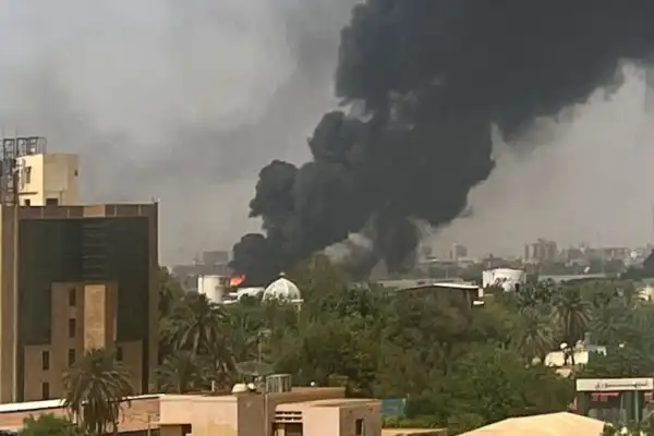 Saudi announces first civilian evacuations from Sudan