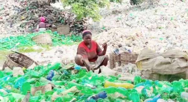 How Abuja Female Scavengers, Others Survive On Waste