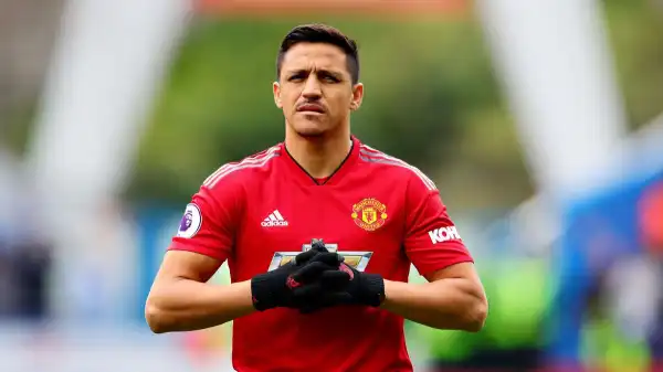 Alexis Sanchez snubs Messi, Ronaldo, names best footballer ever