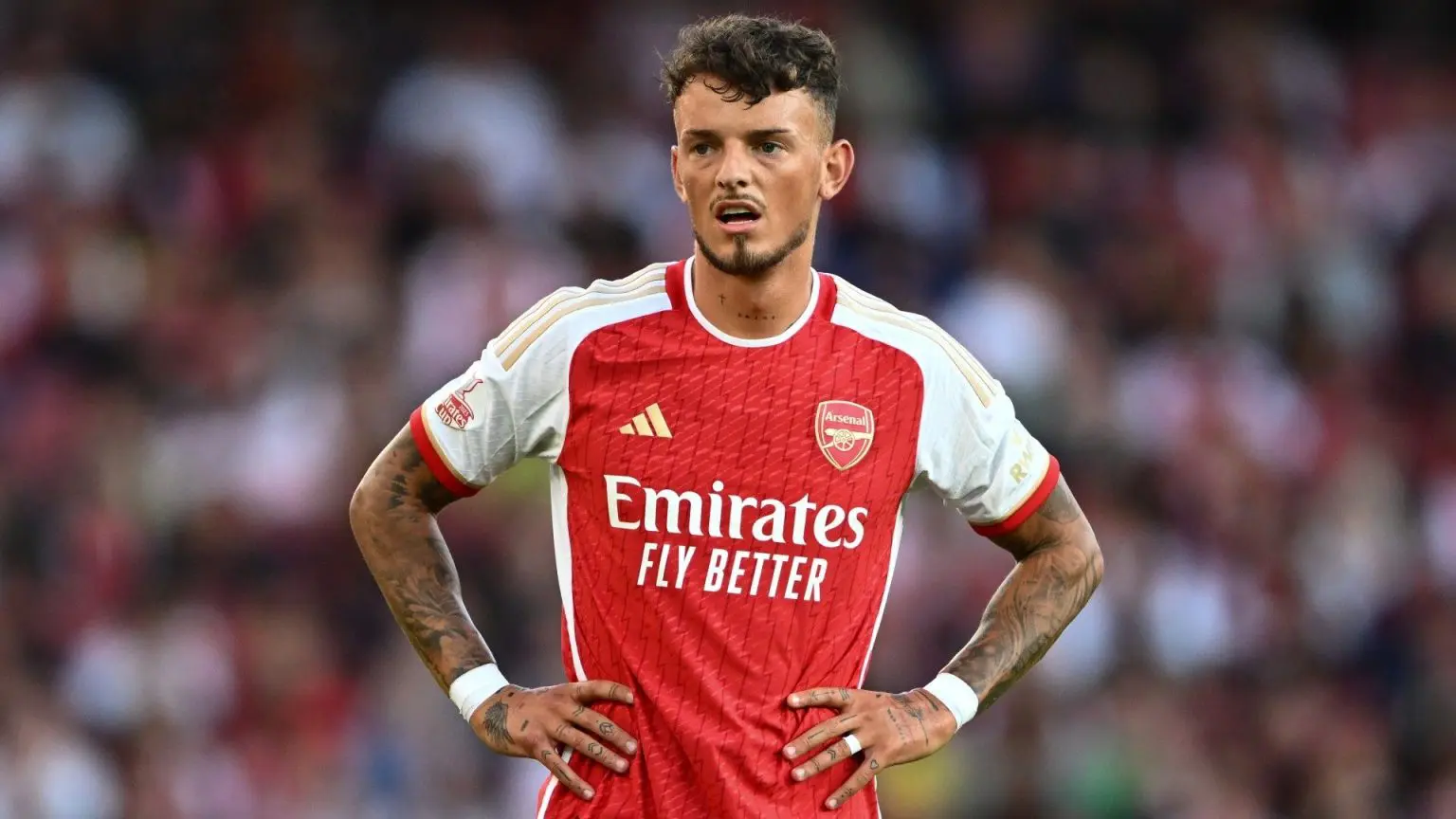 EPL: He’s absolutely incredible, nobody goes past him – Ben White hails Arsenal star