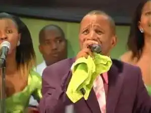 Malibongwe Gcwabe – Siyakudumisa