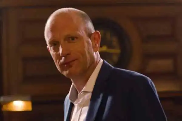Age & Net Worth Of Peter Drury