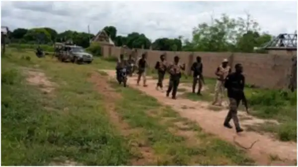 Pandemonium As Gunmen Kidnap Pregnant Woman, Orphan, Four Other Travellers In Kogi