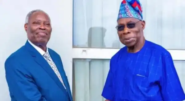 Pastor Kumuyi Visits Obasanjo In Abeokuta