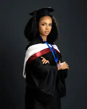 19-Year-old Nigerian Sarah Solarin shines with first-class degree in computer science, bags best student award