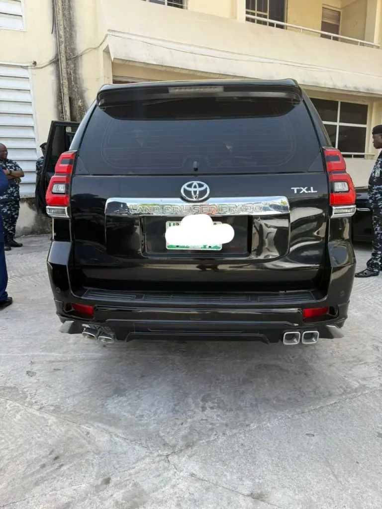 Police recover stolen SUV after gun battle with robbers in Abuja