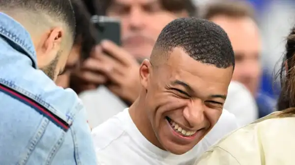 PSG squad angered by Kylian Mbappe interview