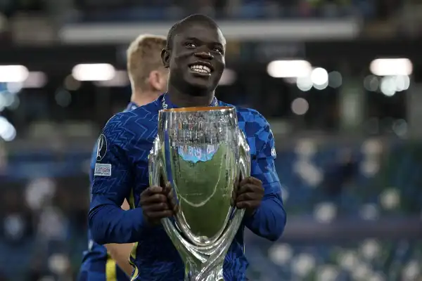 Chelsea star N’Golo Kante tests positive for Covid-19
