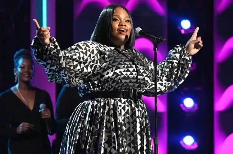 Tasha Cobbs Leonard – I Will Run