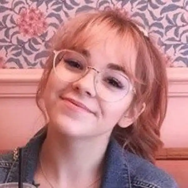 Net Worth Of Cari Leigh