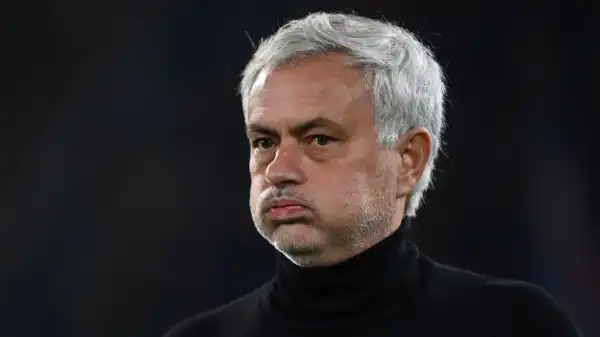 Mourinho gives condition to take new job