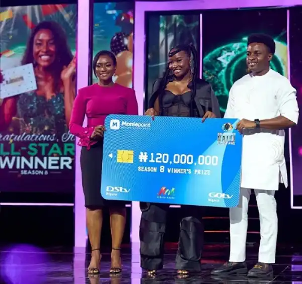 Ilebaye Receives N120M Prize Cheque, Car, Other Prizes (Photos/Video)