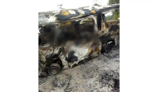 Seven burnt to death, 14 injured in bus crash on Lagos-Ibadan Expressway