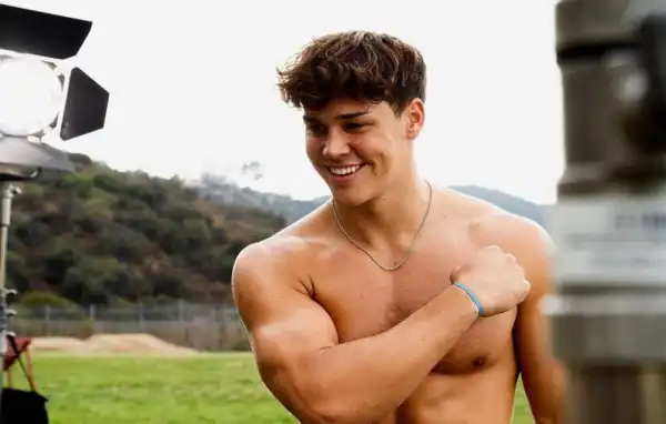 Biography & Career Of Noah Beck