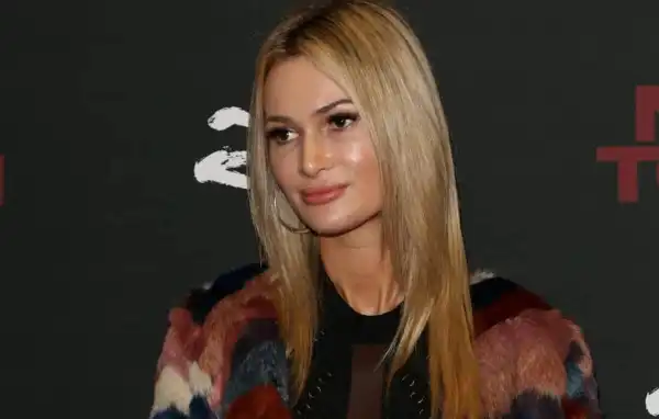Net Worth Of Ella Rose