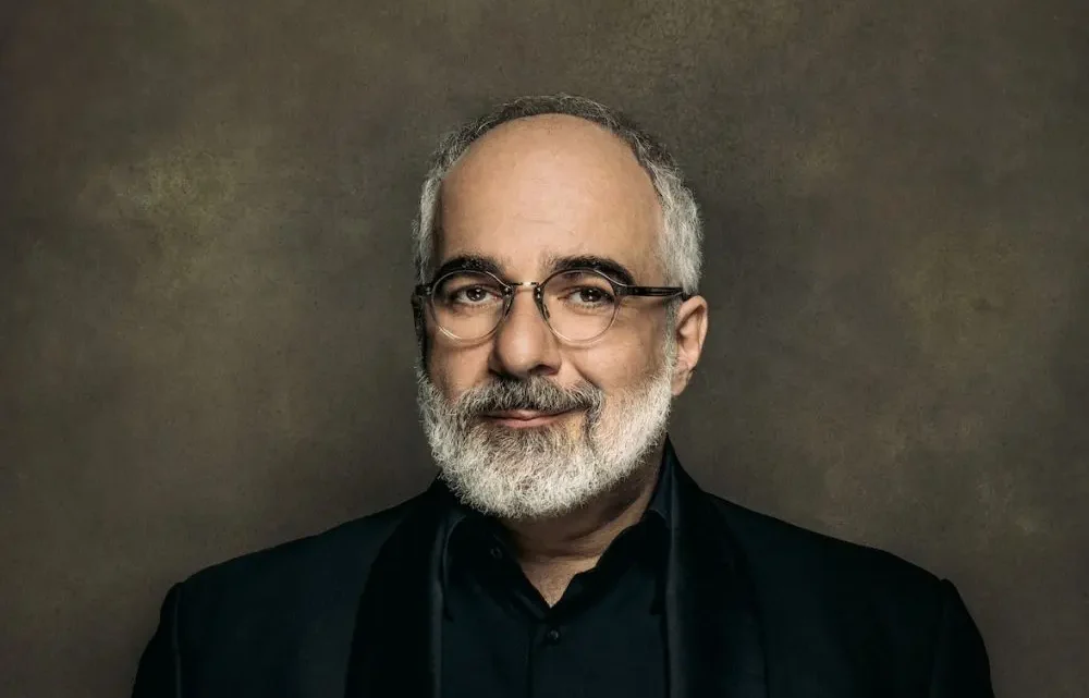 Net Worth Of Michael Niavarani