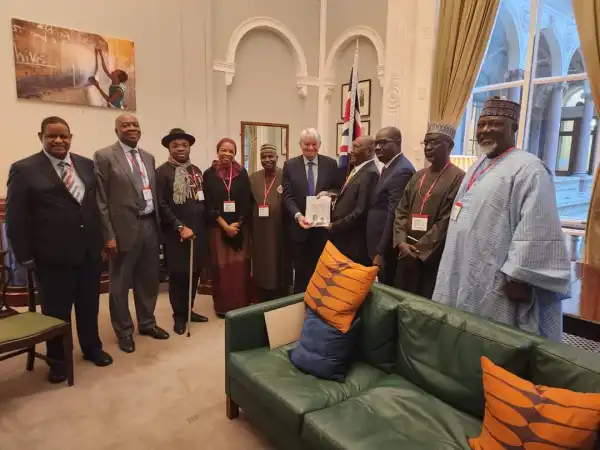 Atiku Visits UK