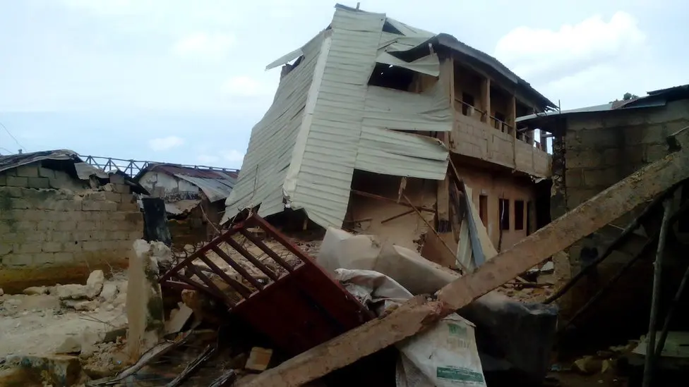 Two-storey building housing secondary school students collapses in Jos
