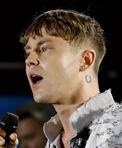 Biography & Career of Artem Pivovarov