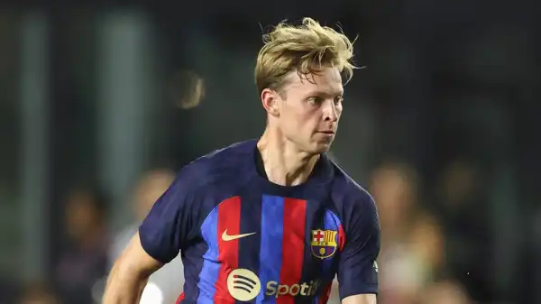 Man Utd continue to wait on Frenkie de Jong transfer