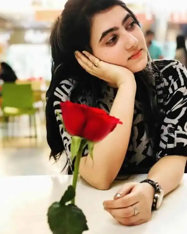 Net Worth Of Rushna Noor