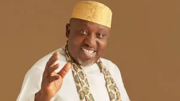 Rochas Okorocha Denies Joining PDP, Says I’m Still In APC