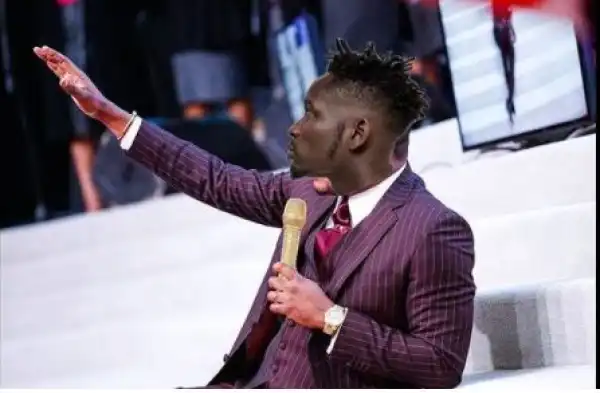 Mr. Eazi Turns Apostle, Speaks Words Of Encouragement Into The Lives Of His Fans
