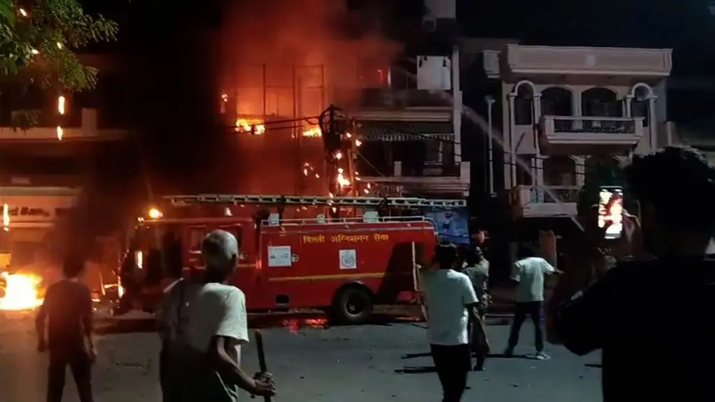 Six feared dead in Indian hospital fire