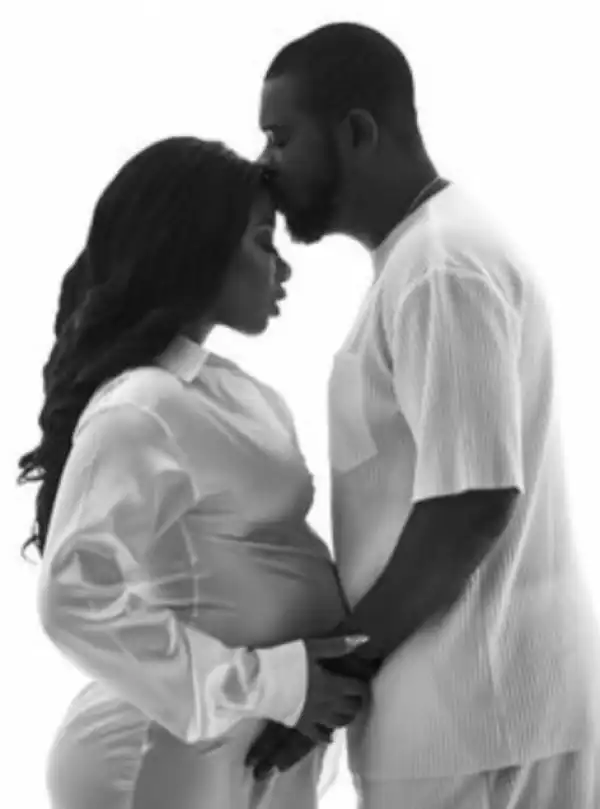 Singer Mocheddah And Husband Expecting First Child
