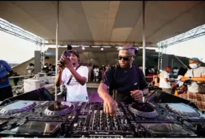 Mshayi – Dana Ft. Mr Thela