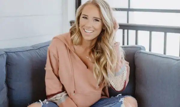 Biography & Career Of Caitlin Thielen