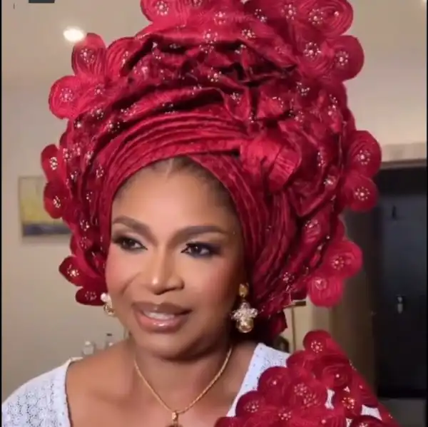 Viral video unveils Chioma’s beautiful mother during wedding celebration
