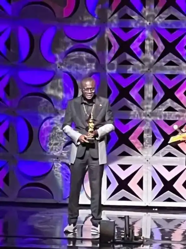 Who Ordered The Shooting At Lekki Toll Gate - Nigerians Slam Gov Sanwo-Olu Over Appearance At Headies Award (Video)