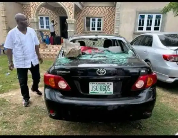 APC Hoodlums Attack Osun State Commissioner