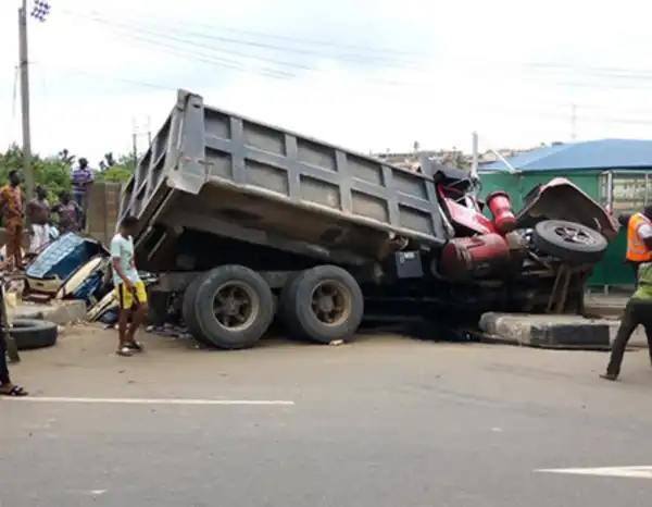 Truck crushes couple to death in Ogun