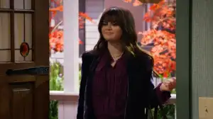 Selena Gomez Returns Home in Wizards Beyond Waverly Place Trailer