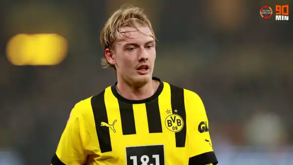 Borussia Dortmund hold Julian Brandt contract talks amid Premier League interest
