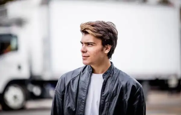 Net Worth Of Pearce Joza