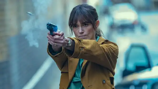 Keira Knightley is a Professional Spy in Netflix’s Black Doves Trailer