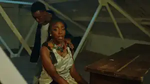 Nissi – Hold (Video)