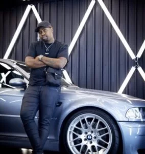 Mr Jazziq & Tsiki XII – Ungandi Bambi (Full Version) Ft. Khanyi