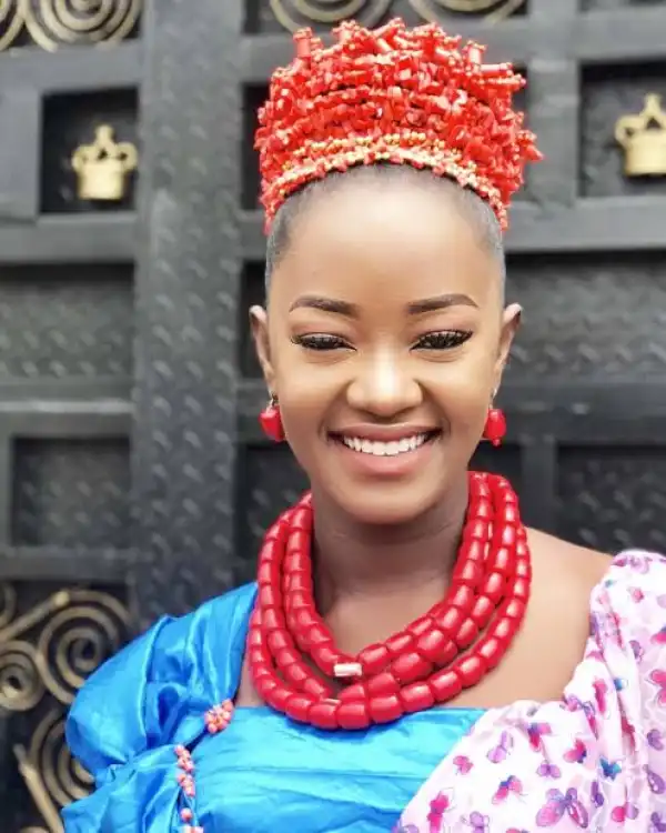 Biography & Net Worth Of Lucy Donalds