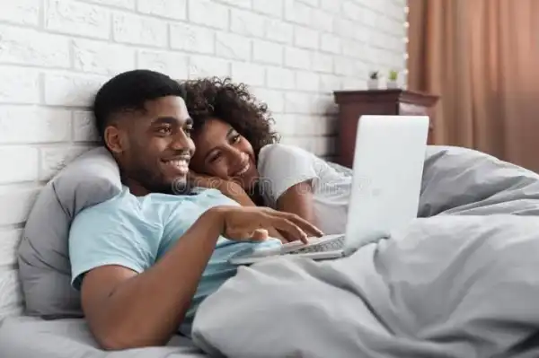 "A lady that loves you will never ask you for money" - TRUTH OR TRASH?