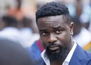 Sarkodie - Pon Di Ting ft banky w